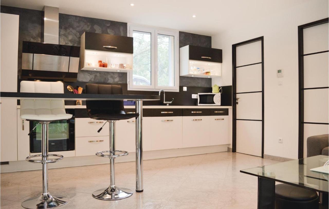 Nice Home In Ville Di Paraso With Wifi Zewnętrze zdjęcie